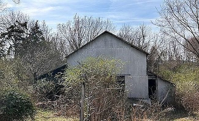 Additional photo 4 of property located at 10078 Slash Rd