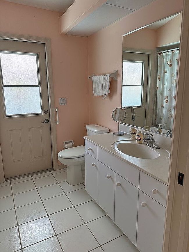 Image of 1110 Southlake Ct