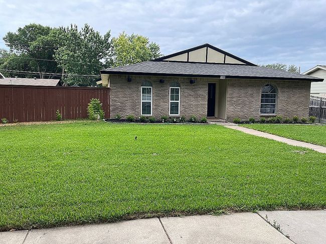 Photo of 1456 Waterton Dr, Plano, TX