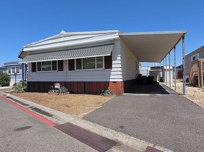 Image of 7555 Huckleberry Ln