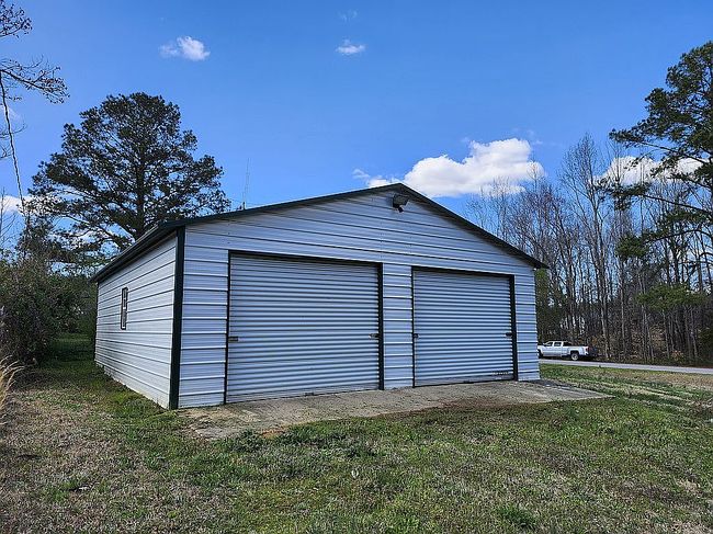 Image of 2448 Cambridge Dr
