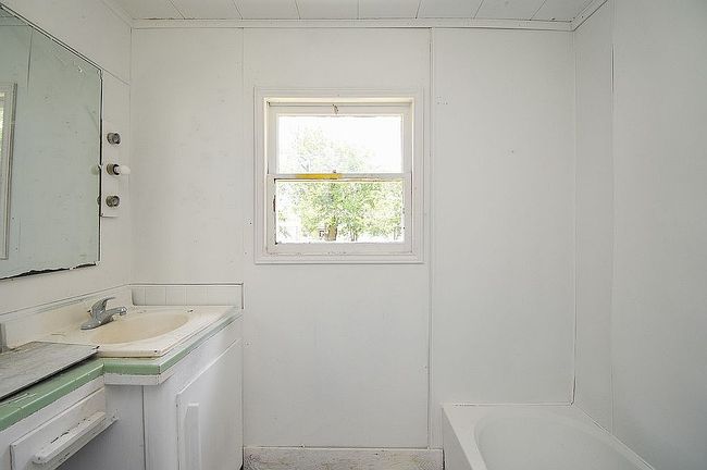 Photo of 1106 Melrose Ave, Victoria, TX
