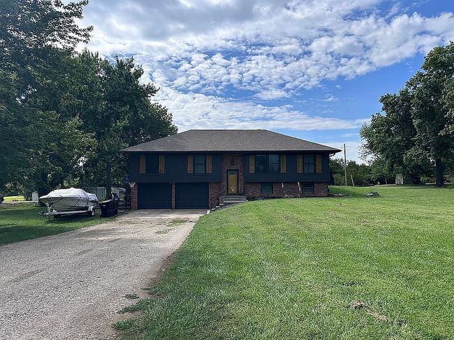 Photo of 3221 Ne Kincaid Rd