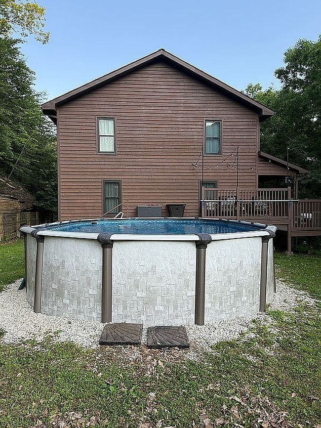 Image of 201 Pebble Dr