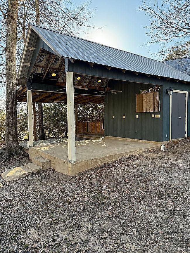 Image of 113 Betty Kay Rd