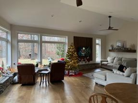 Image of 333 Hedgelawn Ave