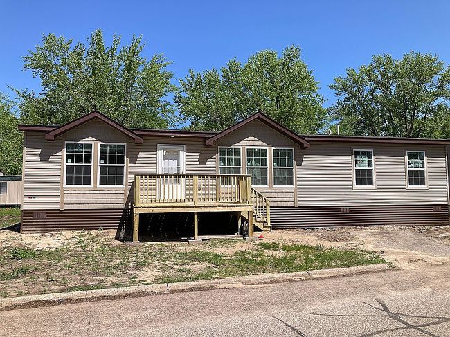 Photo of 3327 90th Curv Ne, Blaine, MN