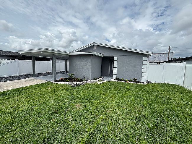 Additional photo 2 of property located at 6812 N Coolidge Ave