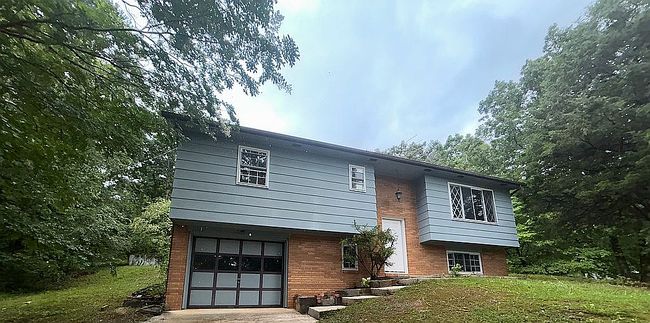 Preview of property located at 211 Montcrest Dr