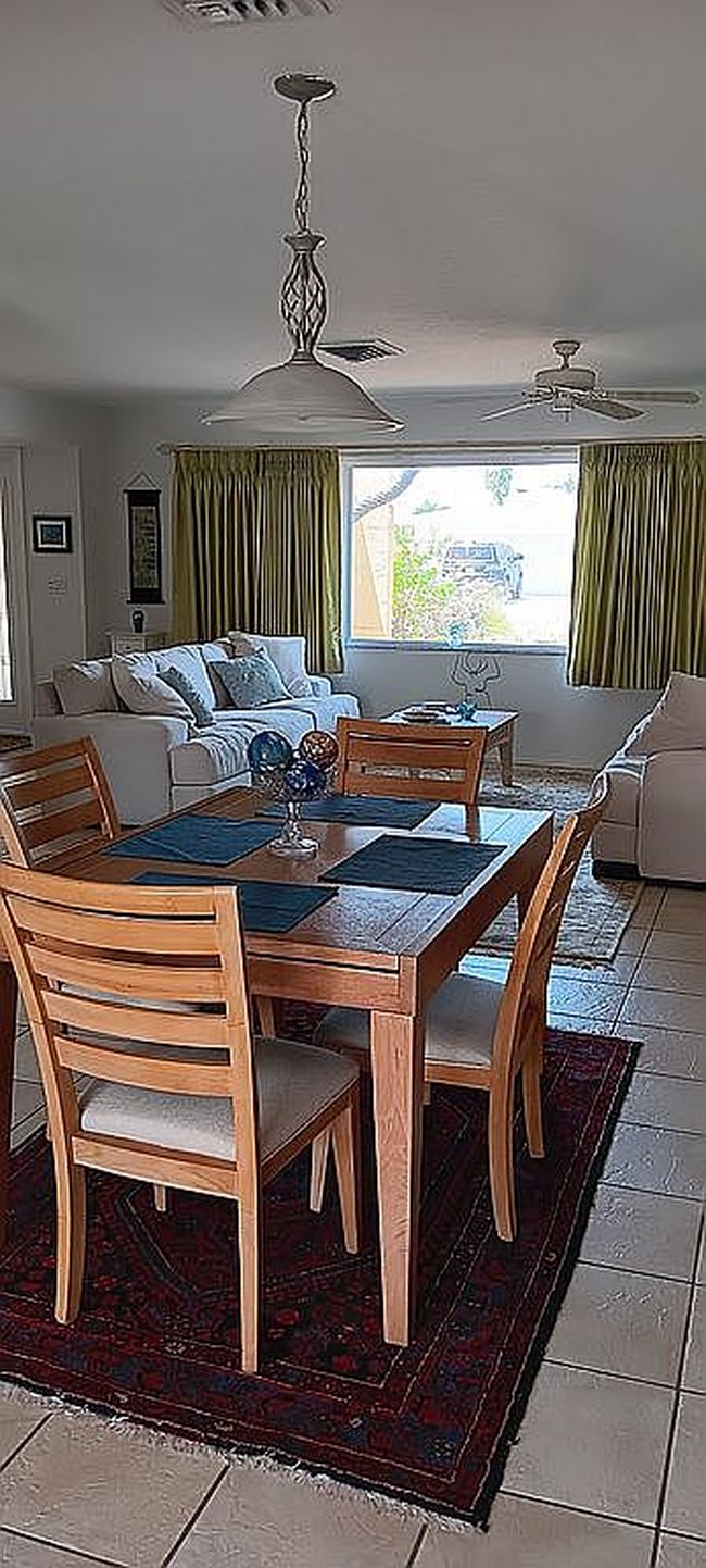 Image of 433 Darling Dr