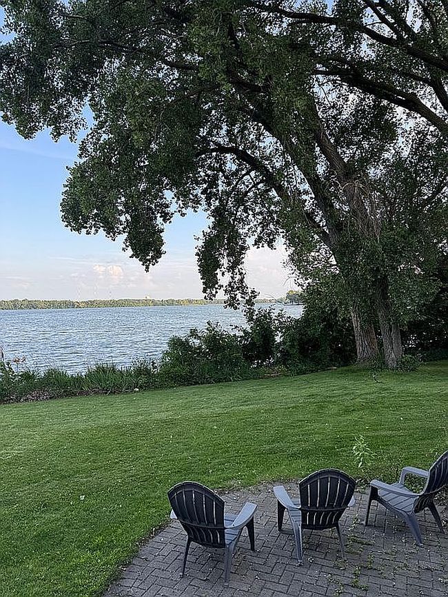 Photo of 2505 Country Club Dr Ne, Willmar, MN