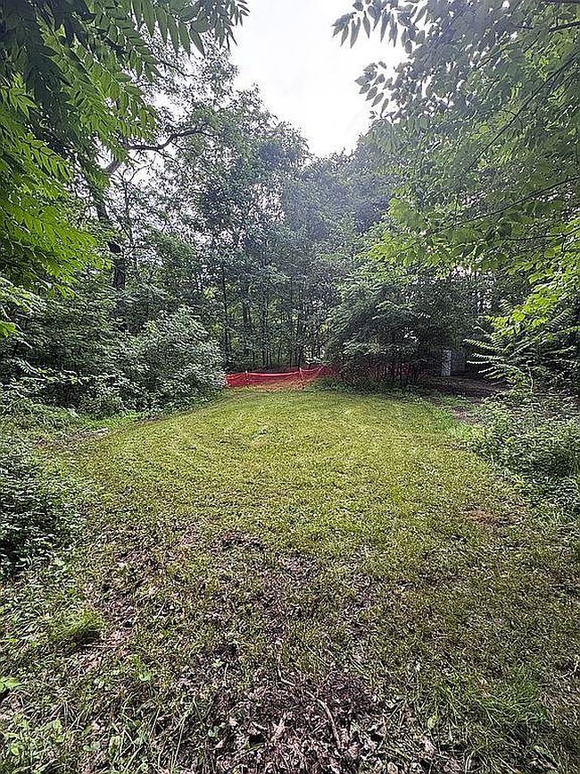 Photo of 63 Fredonia Rd, Greenville, PA