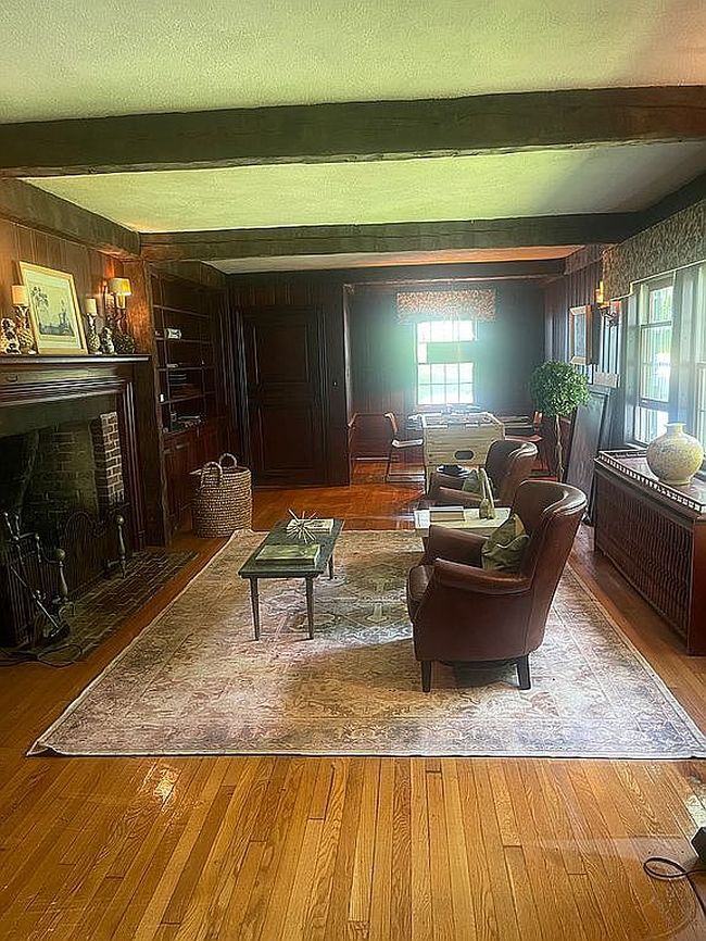 Photo of 287 Cold Spring Rd, Williamstown, MA