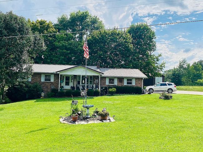 Image of 2620 Deer Lodge Hwy