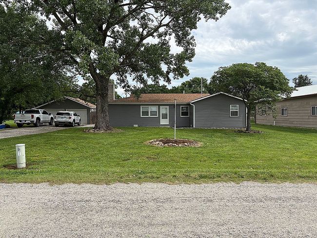 Photo of 204 W South Ave, Hartford, KS