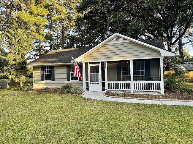 Additional photo 2 of property located at 61 Blacksmith Cir