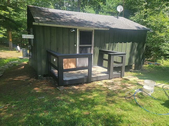 Photo of 257 Dean Miller Ln, Clarington, PA