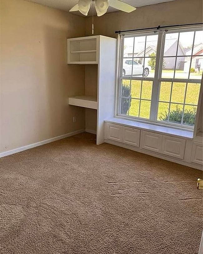 Image of 925 Londonderry Dr