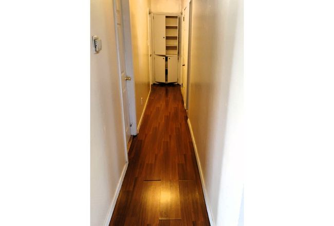 Image of 1122 S Christy St