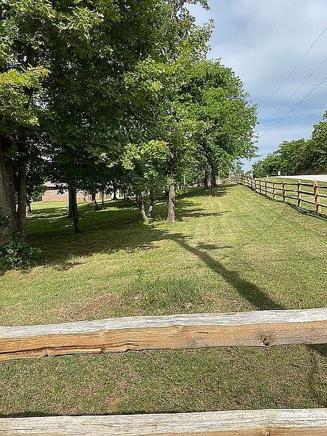 Image of 19225 Hunters Bluff Trl