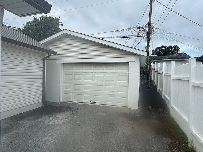 Image of 1205 Willow St