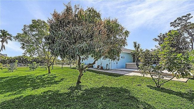Photo of 105 Valley Dr, Bonita Springs, FL