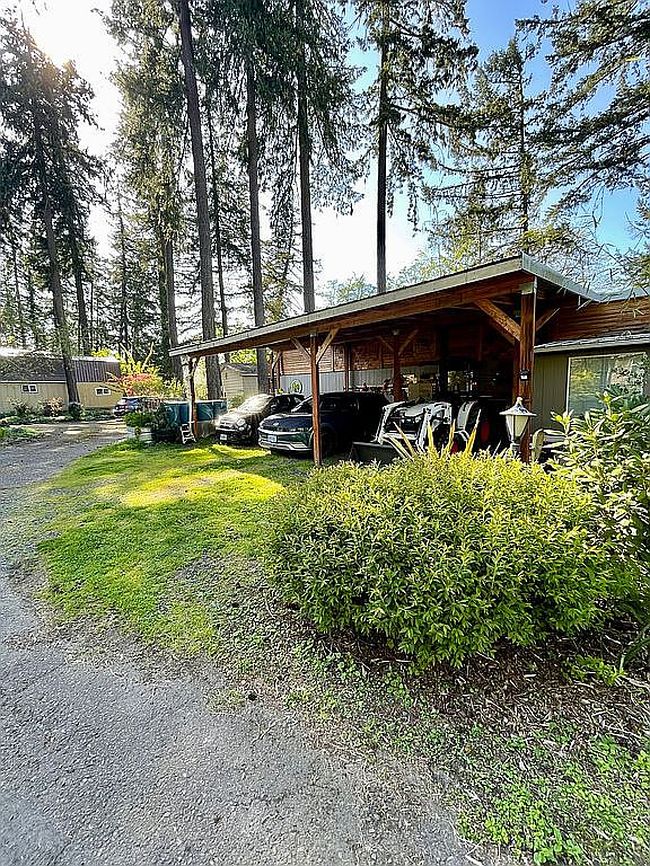 Additional photo 3 of property located at 34360 Ne Colorado Lake Dr #996