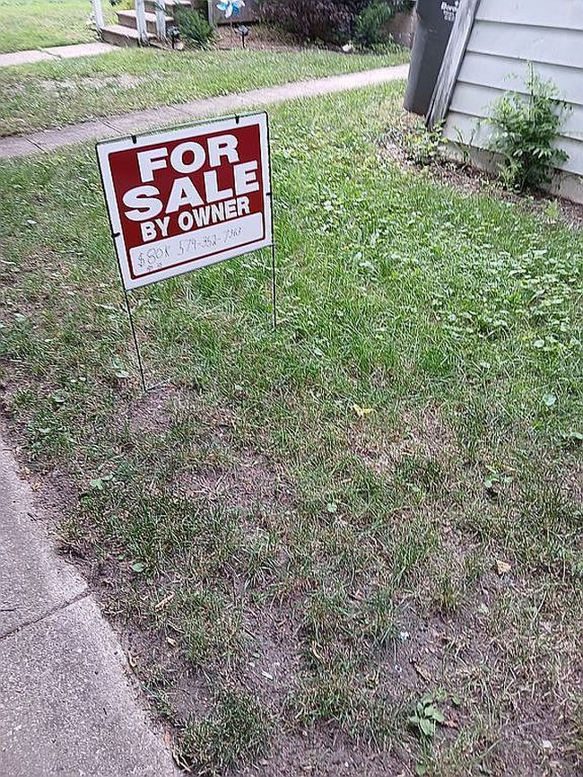 Photo of 664 W Lexington Ave, Elkhart, IN