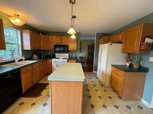 Photo of 3175 Jayne Ln, Dover, PA