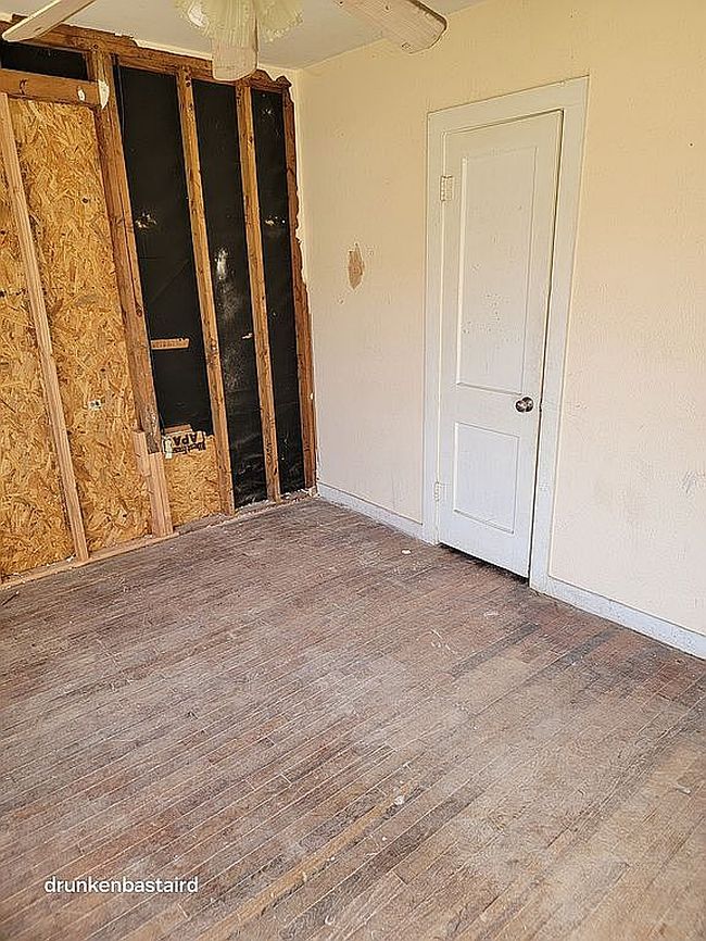 Image of 908 2nd St Se