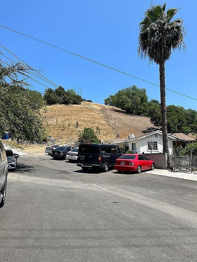 Photo of 3135 Eva Ter, Los Angeles, CA