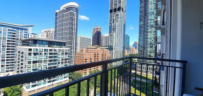 Image of 1322 S Prairie Ave Unit 1507