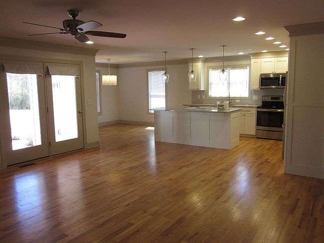 Additional photo 1 of property located at 100 Beechmont Dr