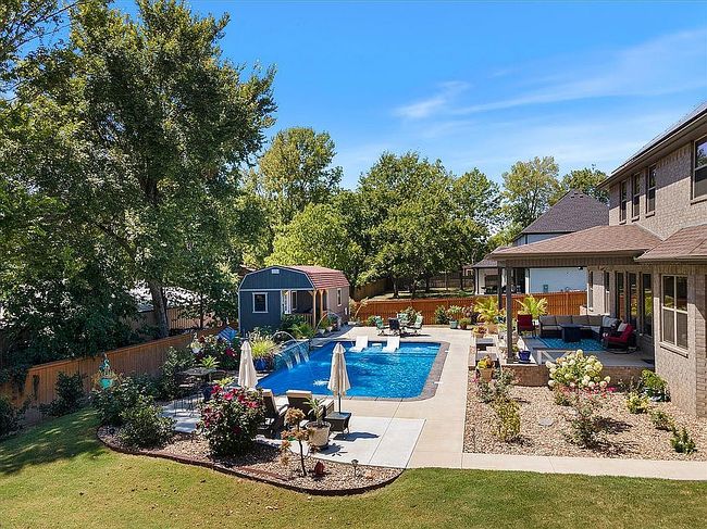 Image of 1575 Lake Estates Dr