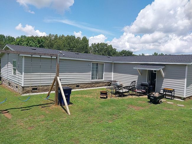 Photo of 440 State Route 22A N, Jacks Creek, TN