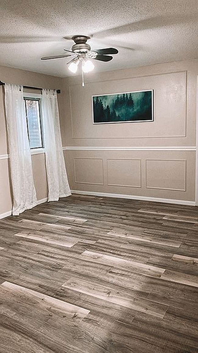 Image of 2090 Milford Ln
