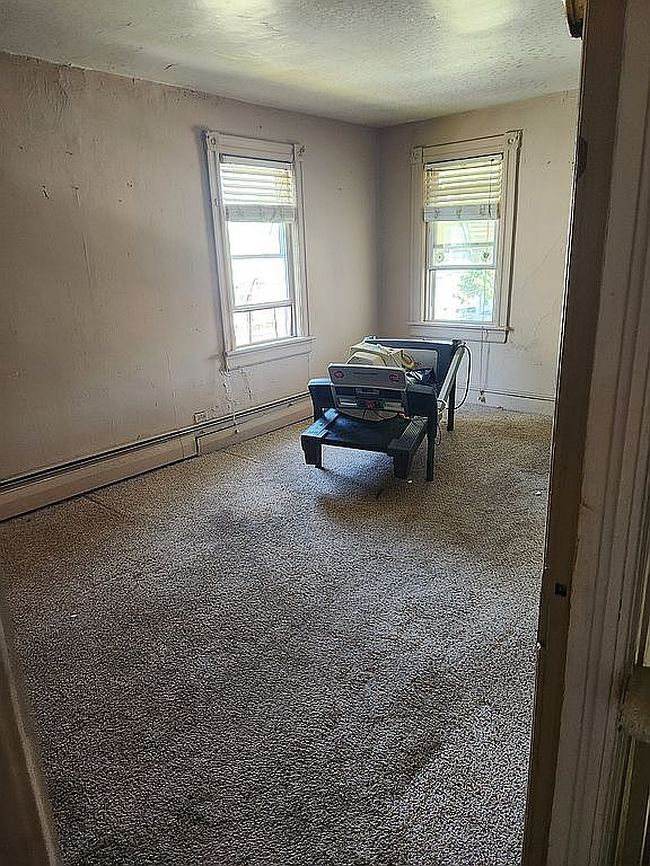 Photo of 211 Allen St, West Hazleton, PA