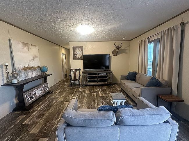 Photo of 5638 Bull Whip Rd, Iowa, LA