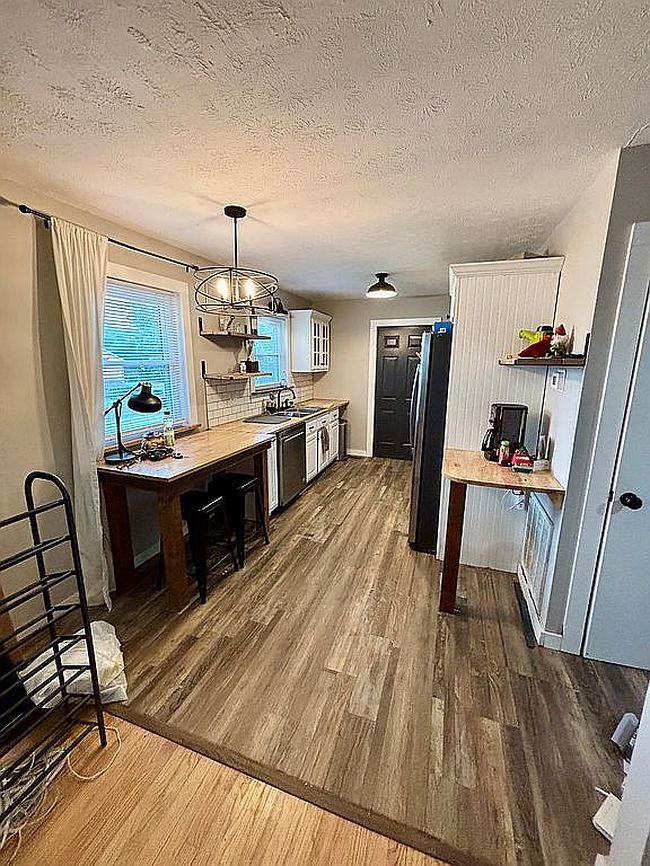 Additional photo 2 of property located at 2516 W Beaver Creek Dr