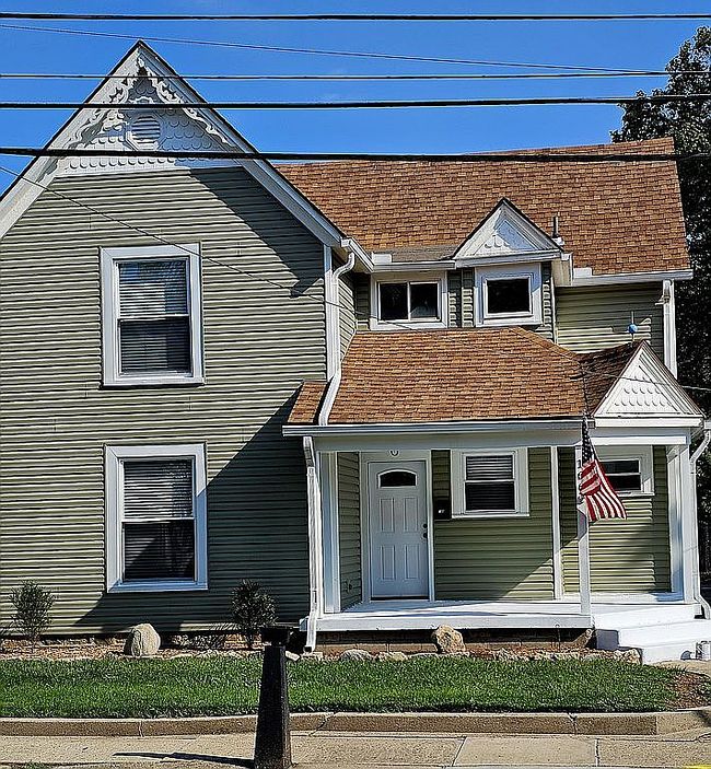 Image of 166 W Hamilton St