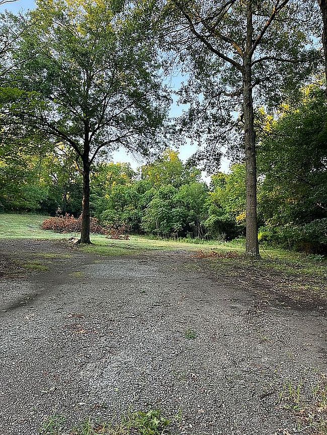 Photo of 302 E Ginardi St, Frontenac, KS