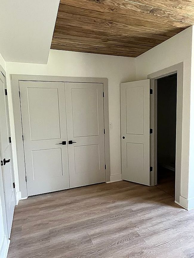 Preview of property located at 14288 E Capitol Dr