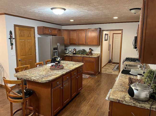 Image of 1368 Lone Tree Rd