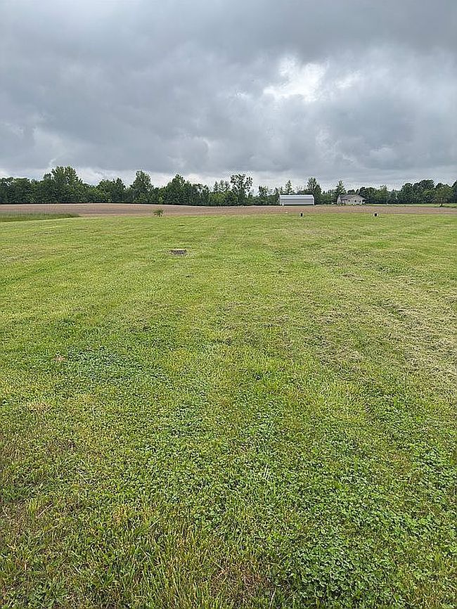 Image of 1030 E Hume Rd