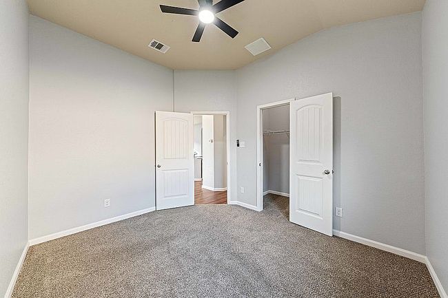 Photo of 8636 Lone Shadow Trl, Converse, TX