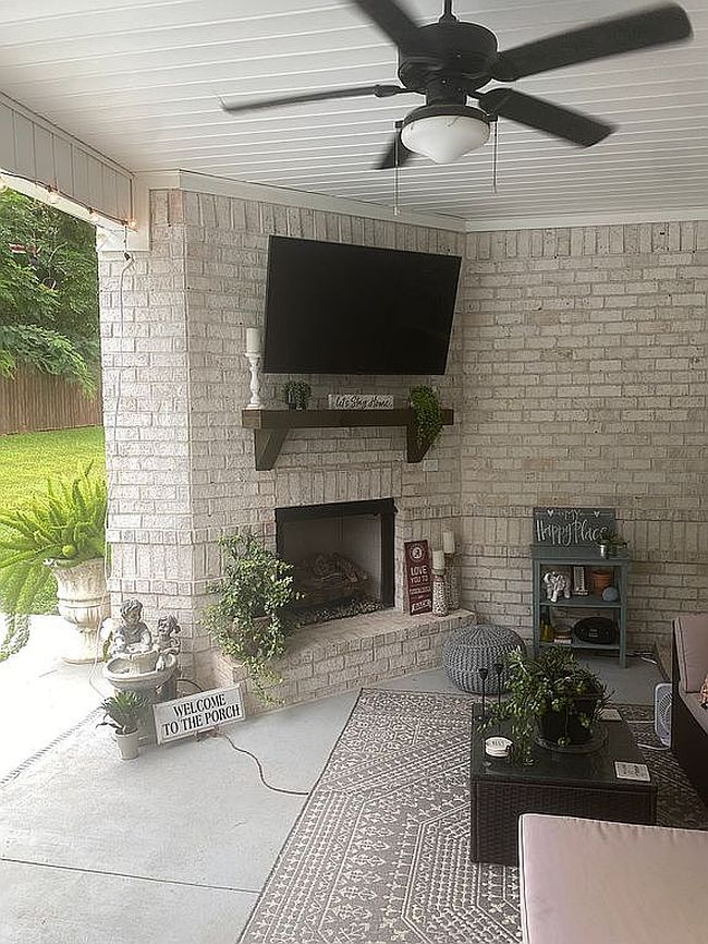 Photo of 704 Charleston Mills Dr, Midland City, AL