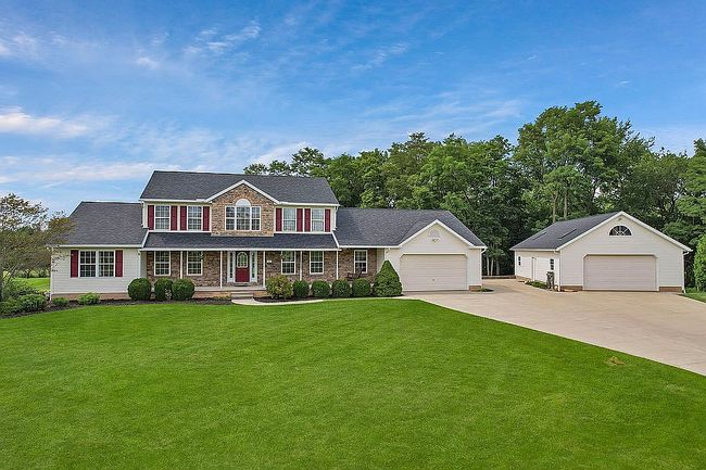 Photo of 57 Bluebonnett Dr, Heath, OH