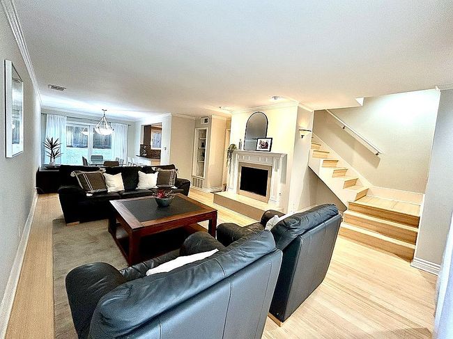 Preview of property located at 1229 Stanford St Apt 4