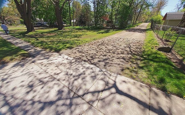 Photo of 802 Broadway Ave, Owosso, MI
