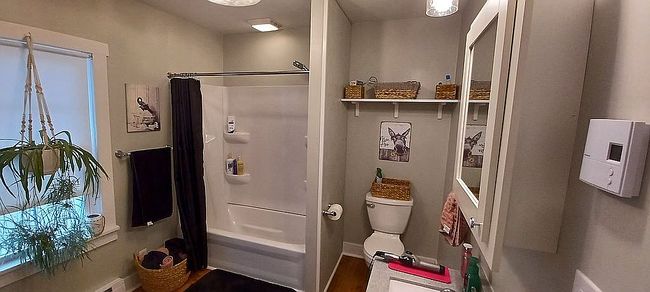 Photo of 517 E Short St, Winchester, IN